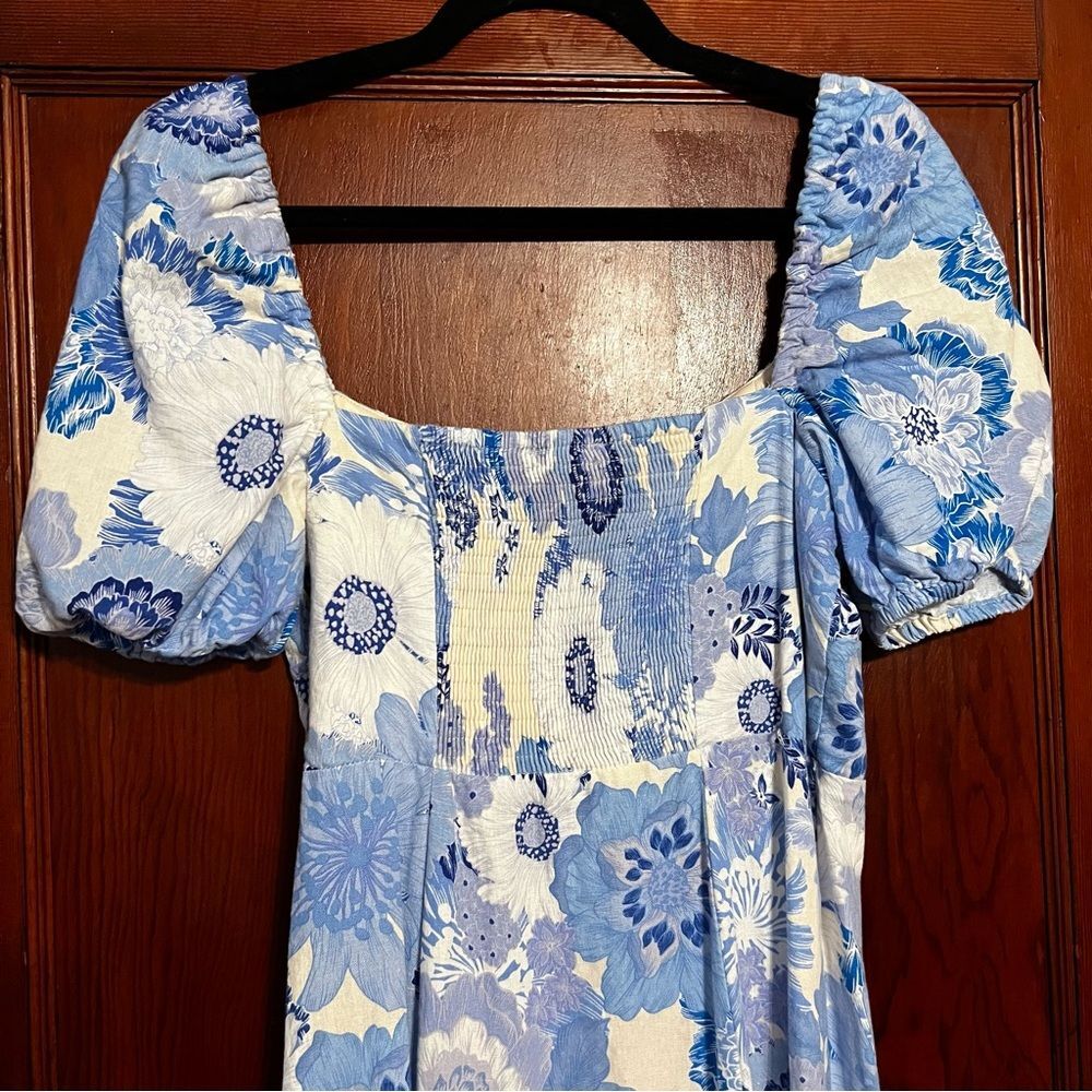 London Times Blue and White Floral Maxi Dress - Size 4 - Picture 6 of 8